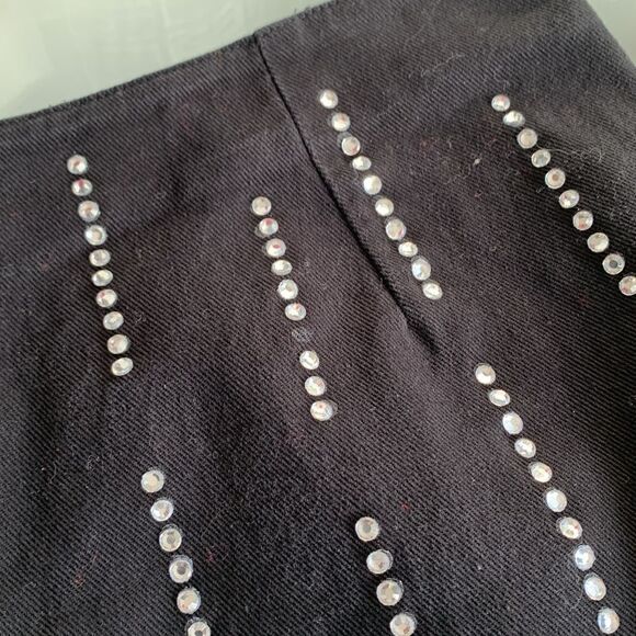 H&M BLACK SKIRT - Picture 6 of 6